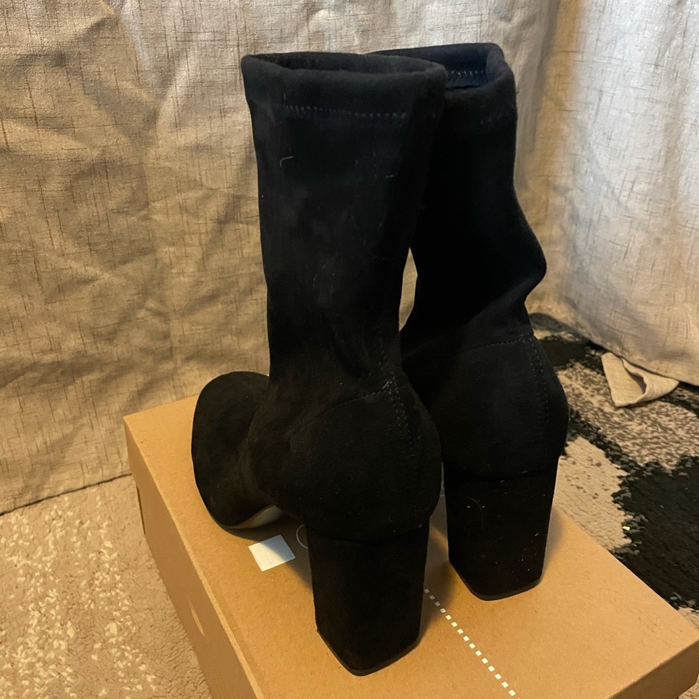 H&M Faux suede block heel stretch booties, size 7